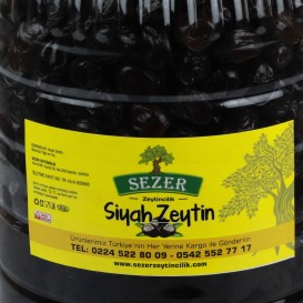 Sezer Süper Siyah Zeytin (320-350)